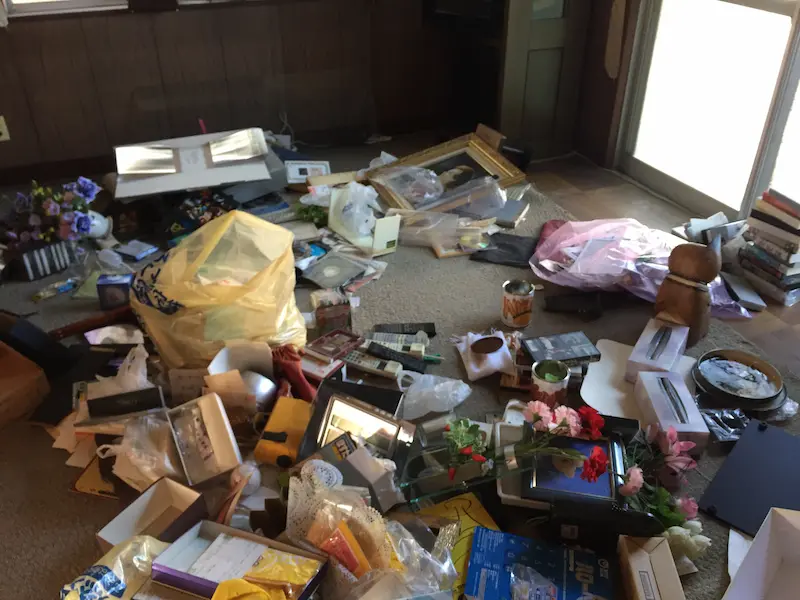 ゴミ屋敷イメージ画像